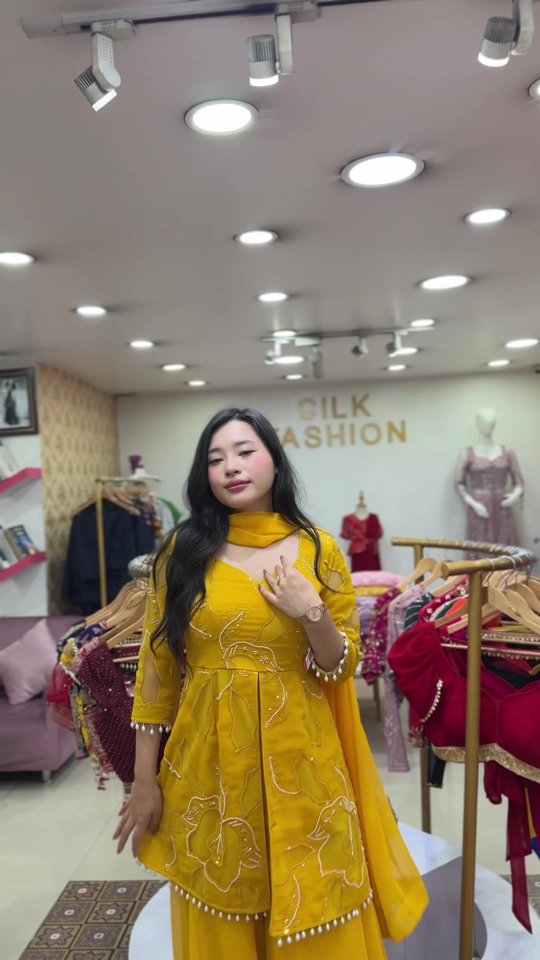 @Silk fashion