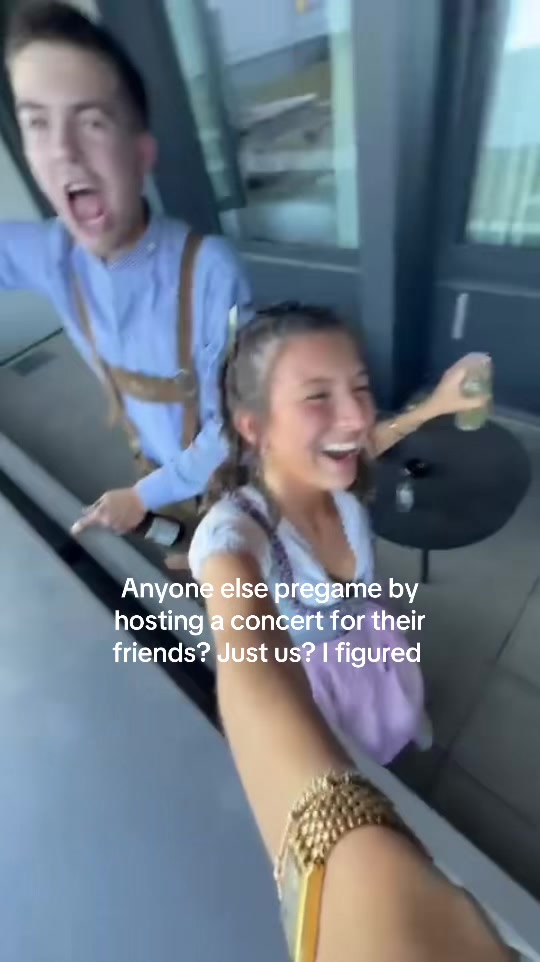 @d🪩🪩🪩