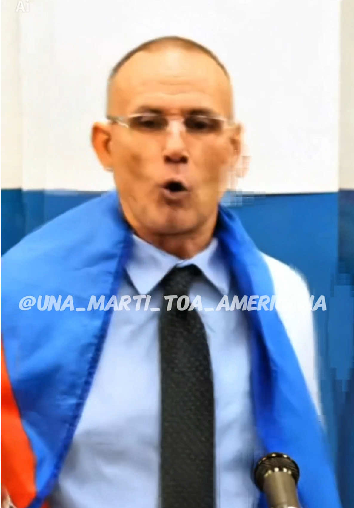 @una_marti_toa_americana