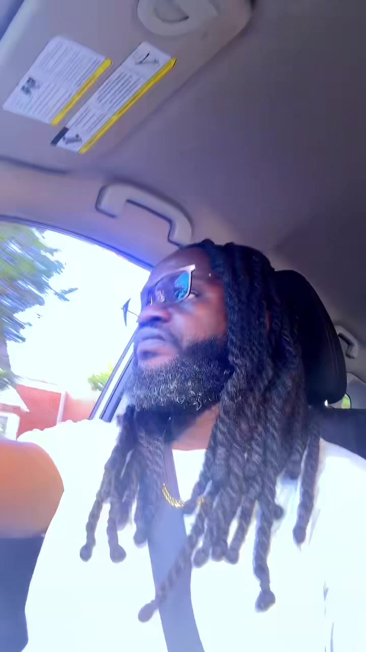 @Lyrykzz🇯🇲🇱🇷