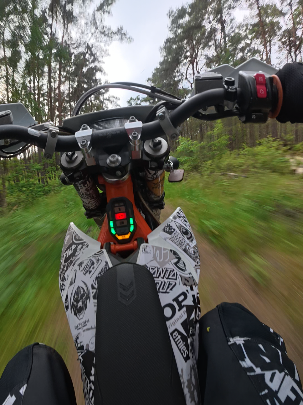@MotoDroneMadness