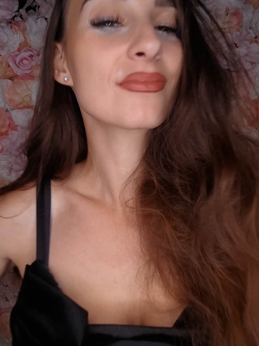 @Niny47443