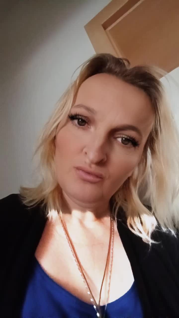 @HERCEGOVKA A ŠTA BI DRUGO BILA