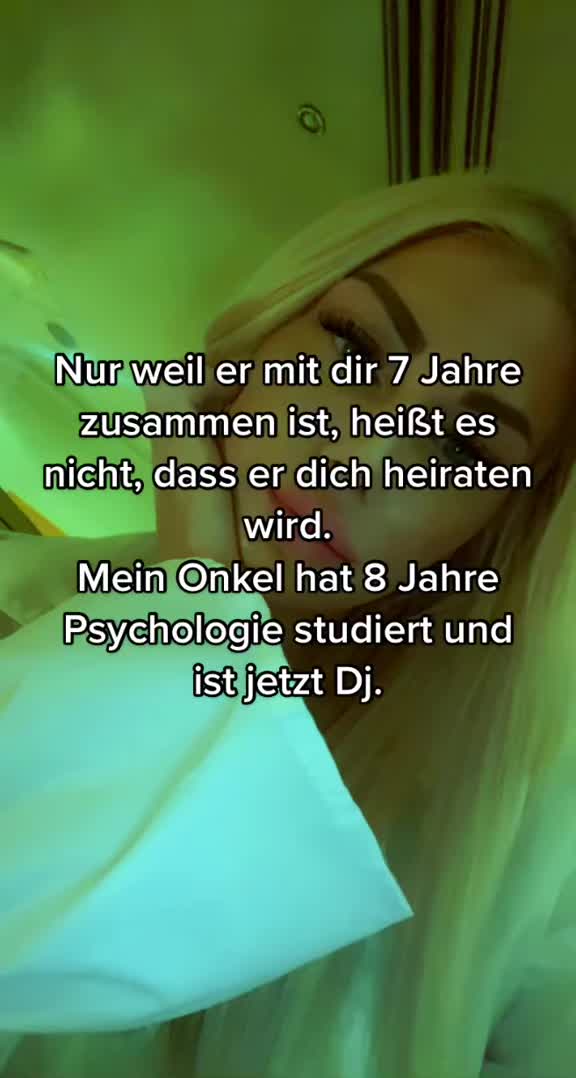 @Geraline_