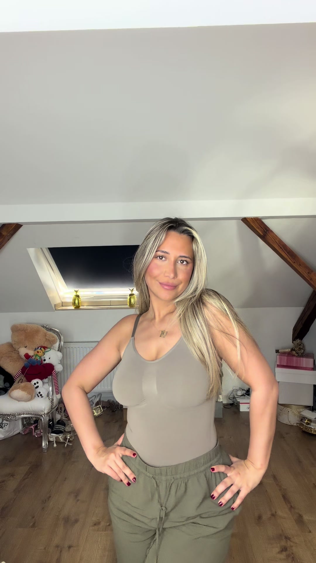 @👸🏼🎀
