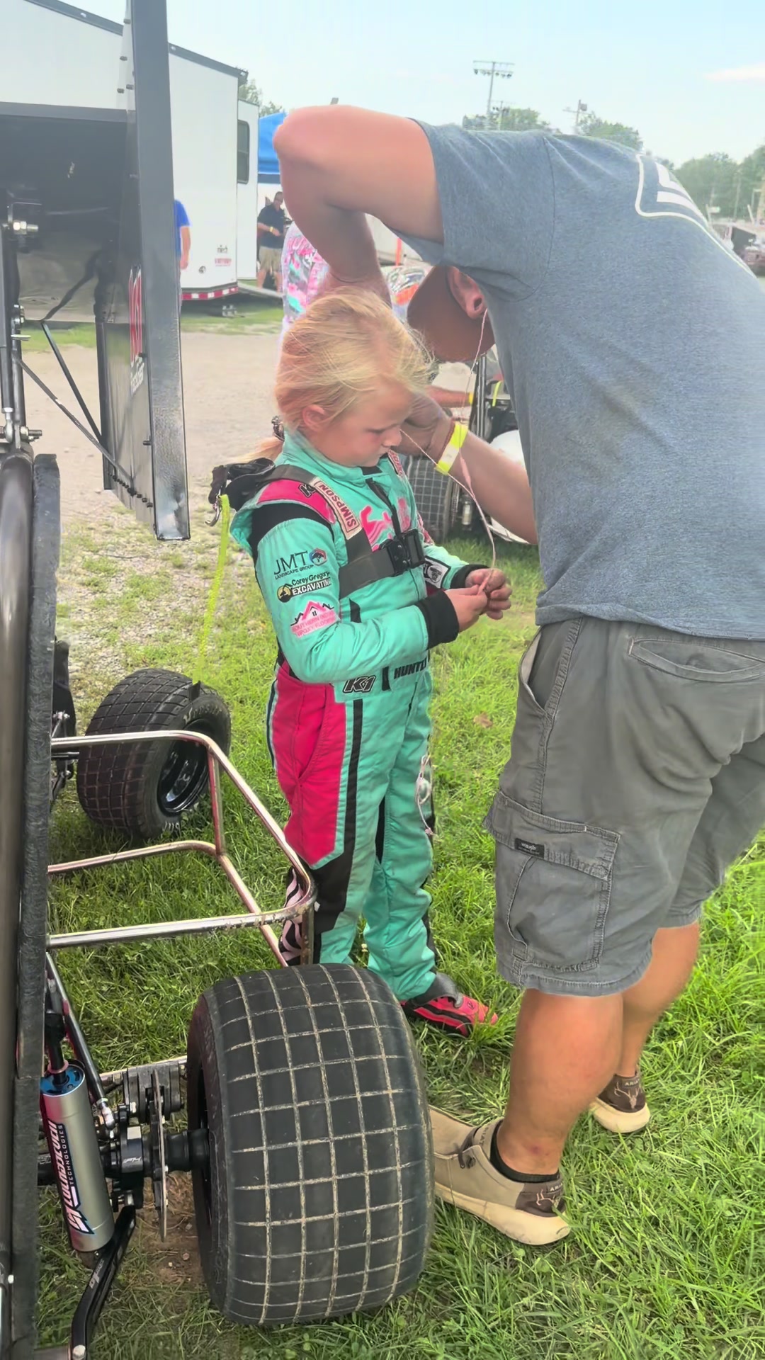 @Taylor✨🏁-Race Mom