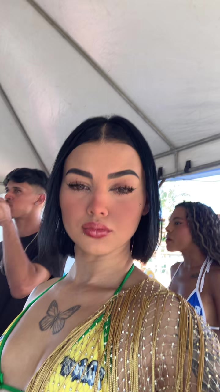 @Jucenooo