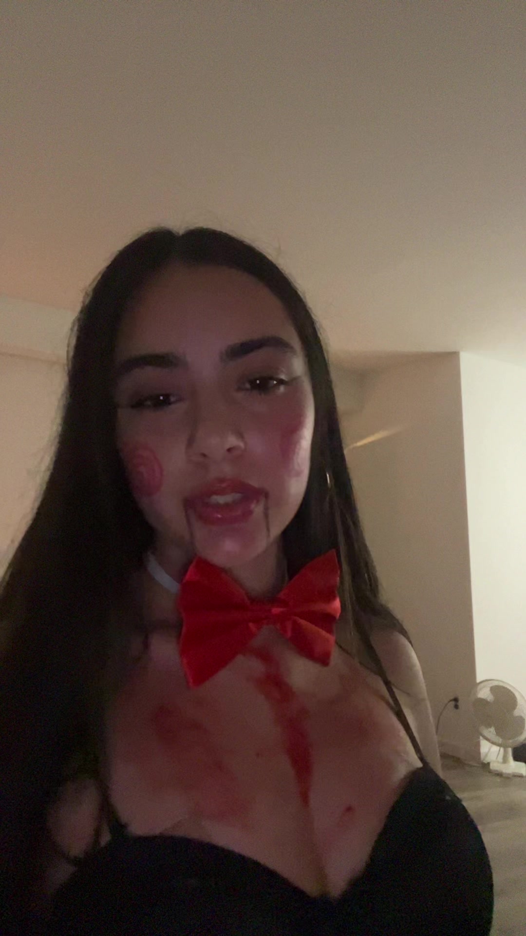 @Bella