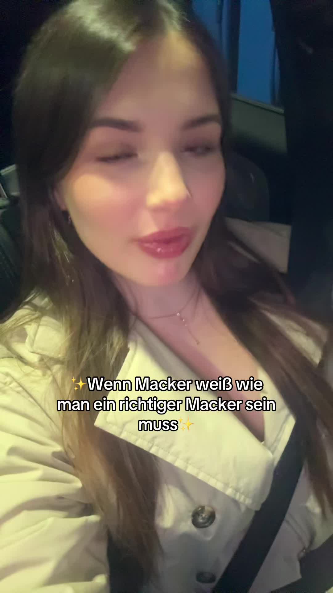 @Alma-Míra
