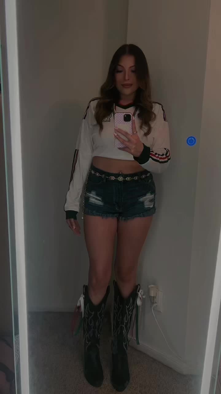@kmarisol_xo