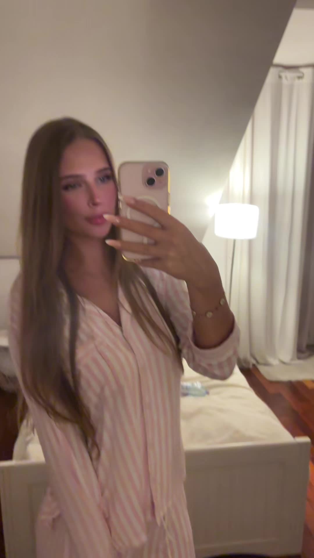 @lauraxoxo