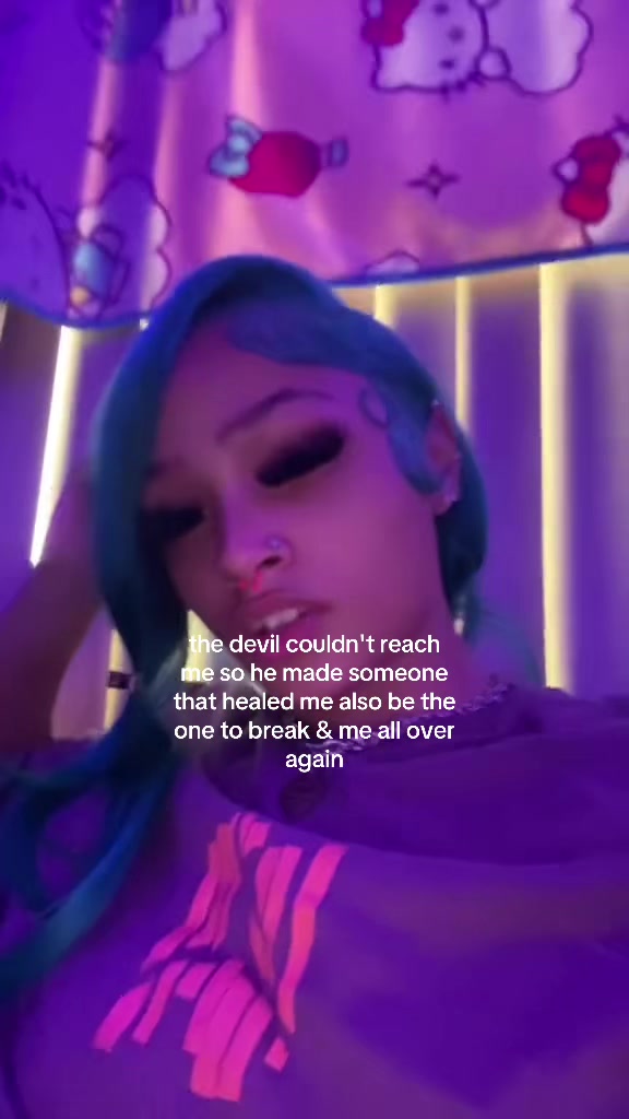 @sorrowsiren•