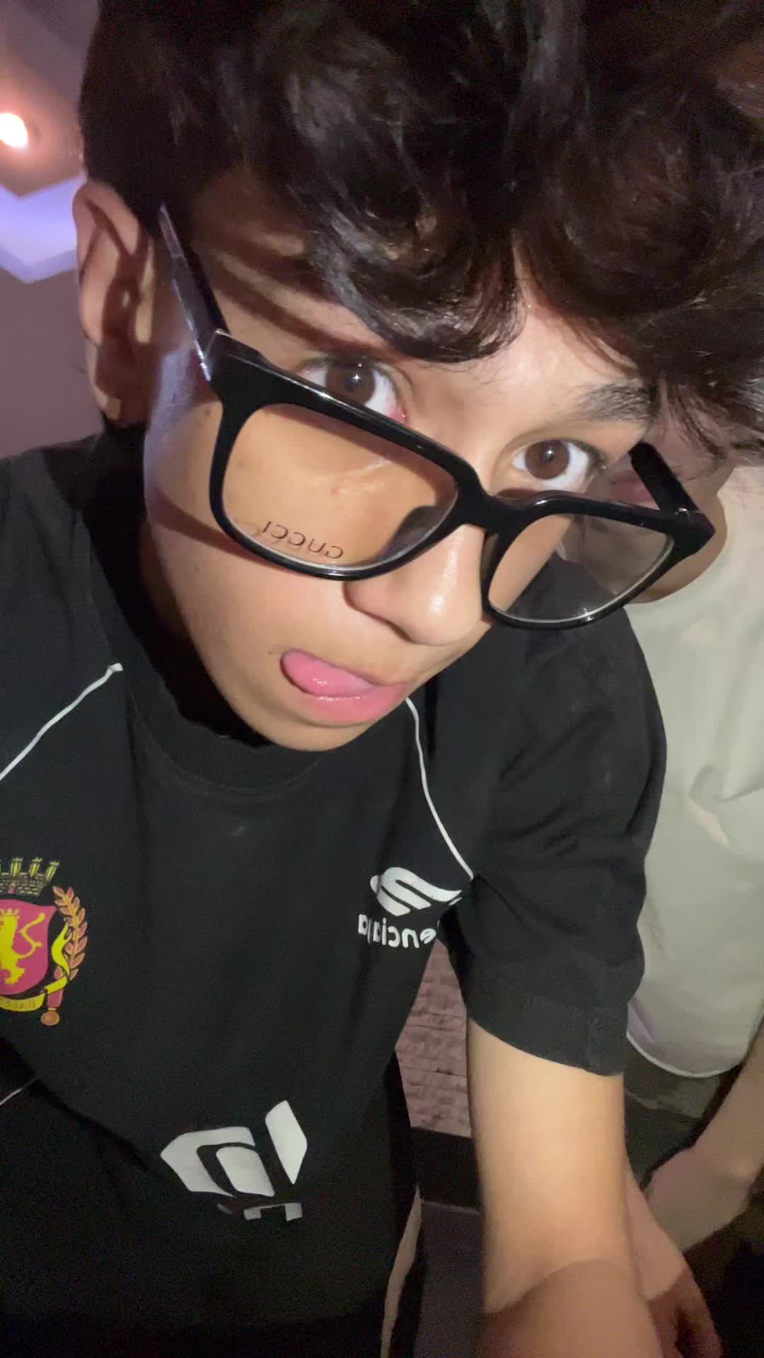 @Ravin | راوین