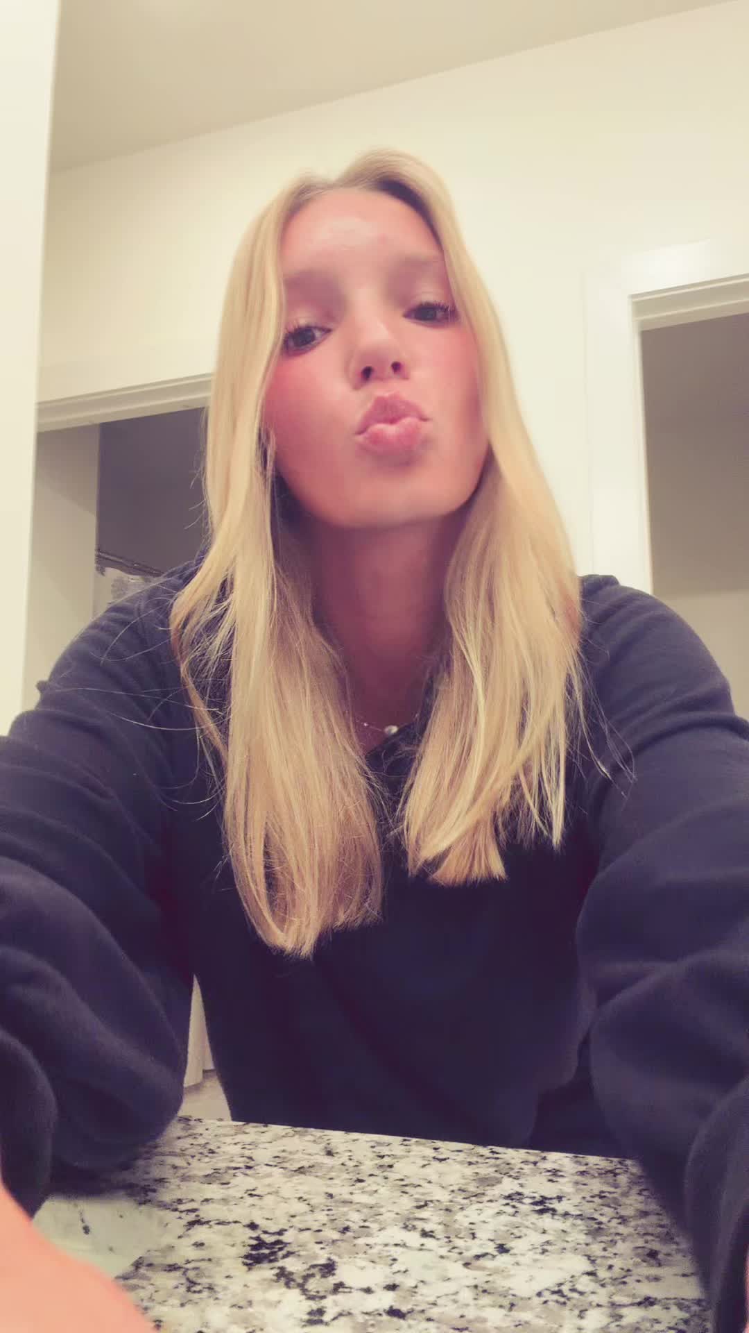 @avery.hurst1