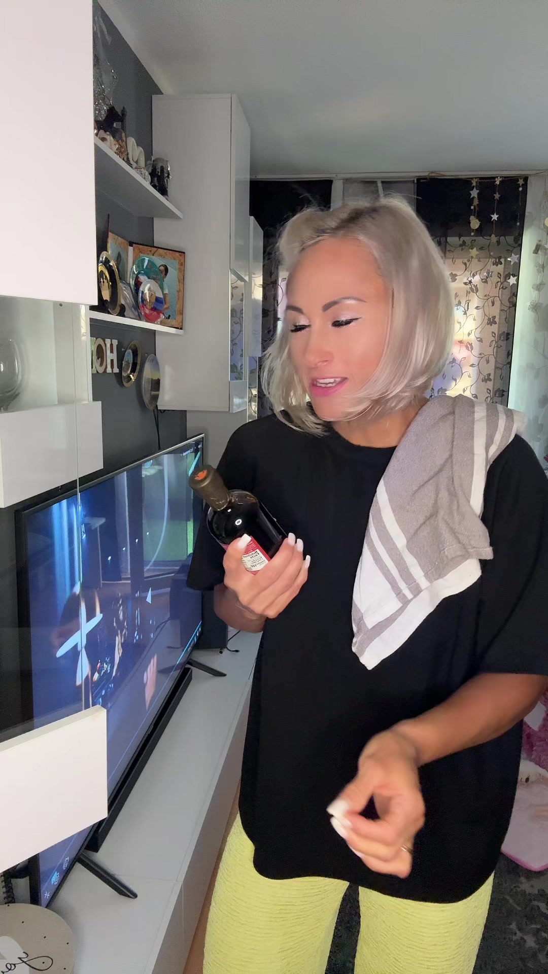 @Mari Корыстная Особа😜