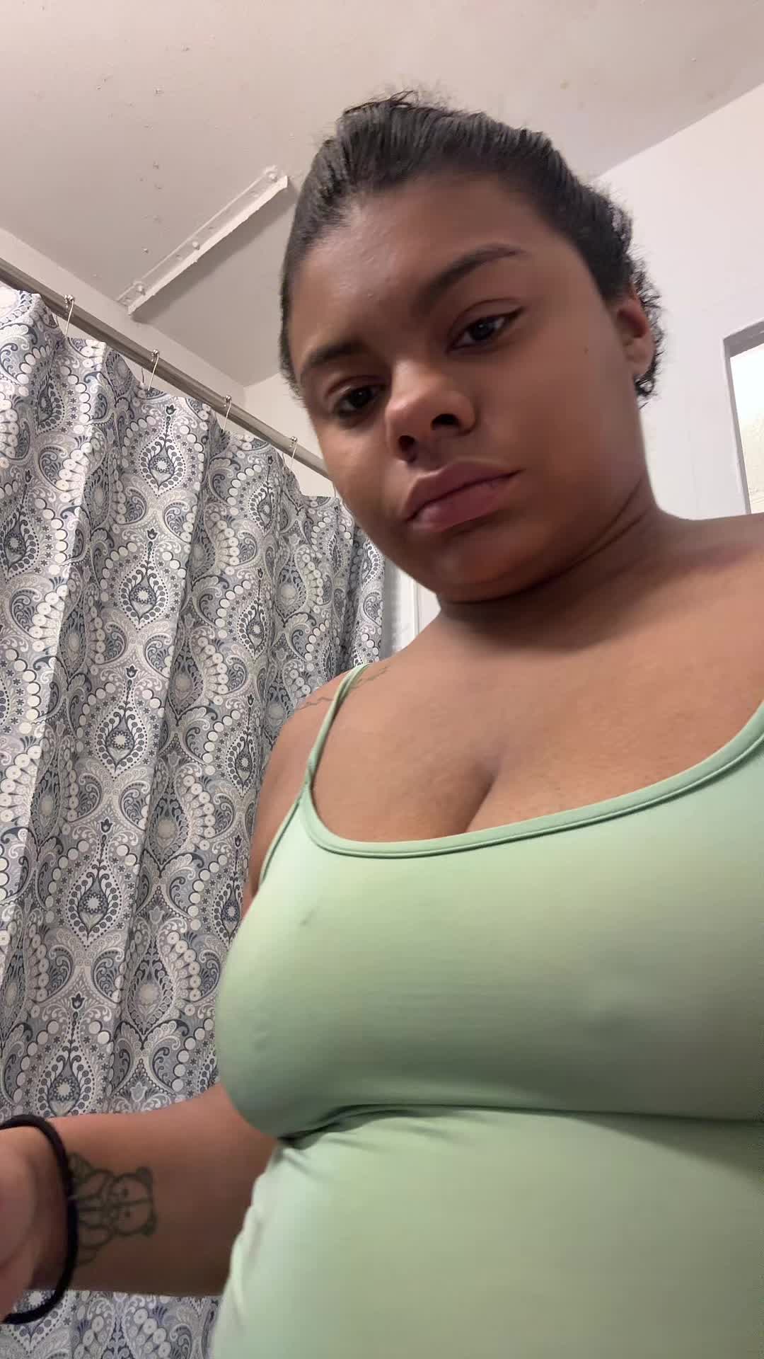 @Tw | yes_Marie0utside88