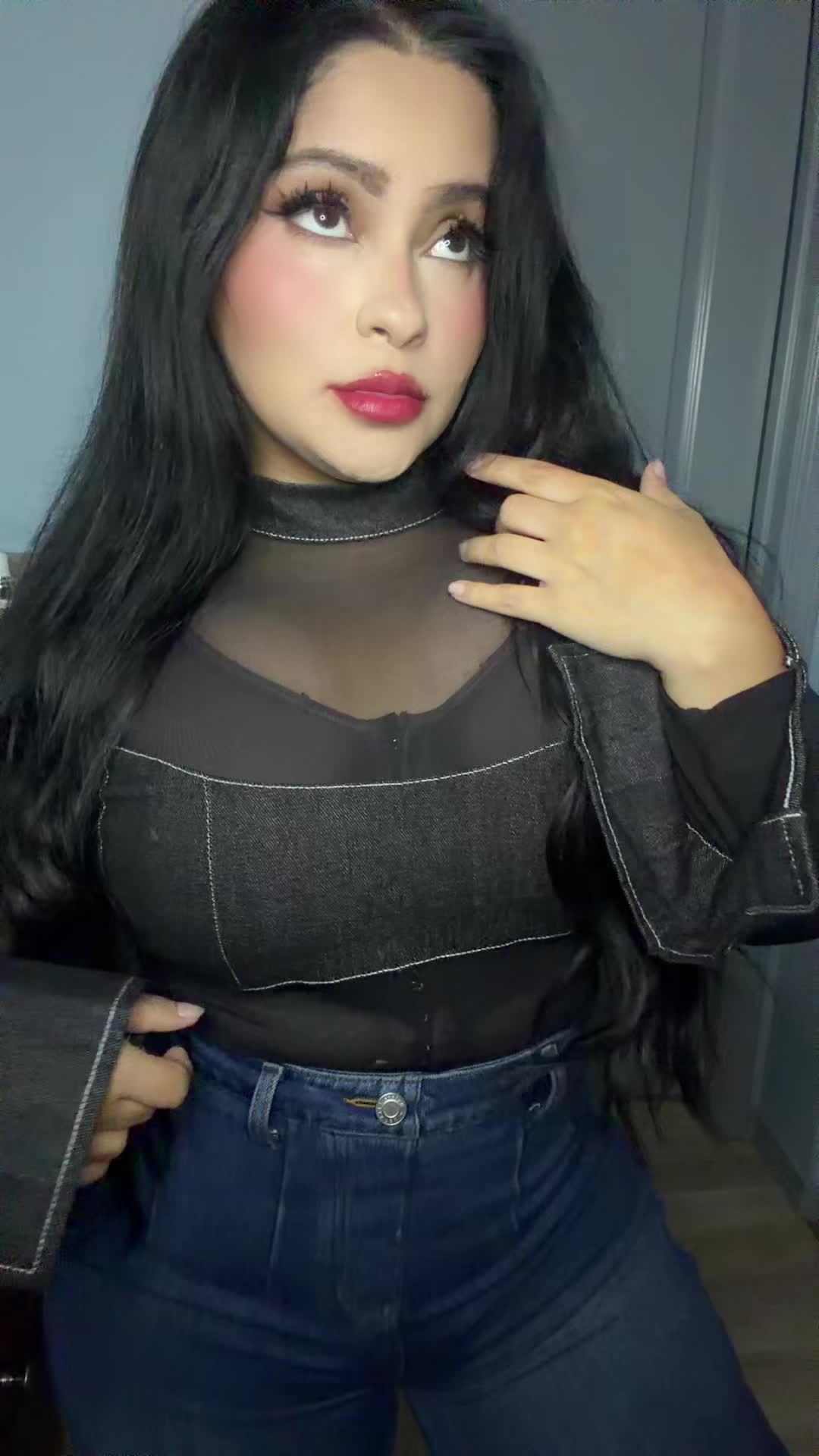 @🍑🥭Lady Millones🥭🍑