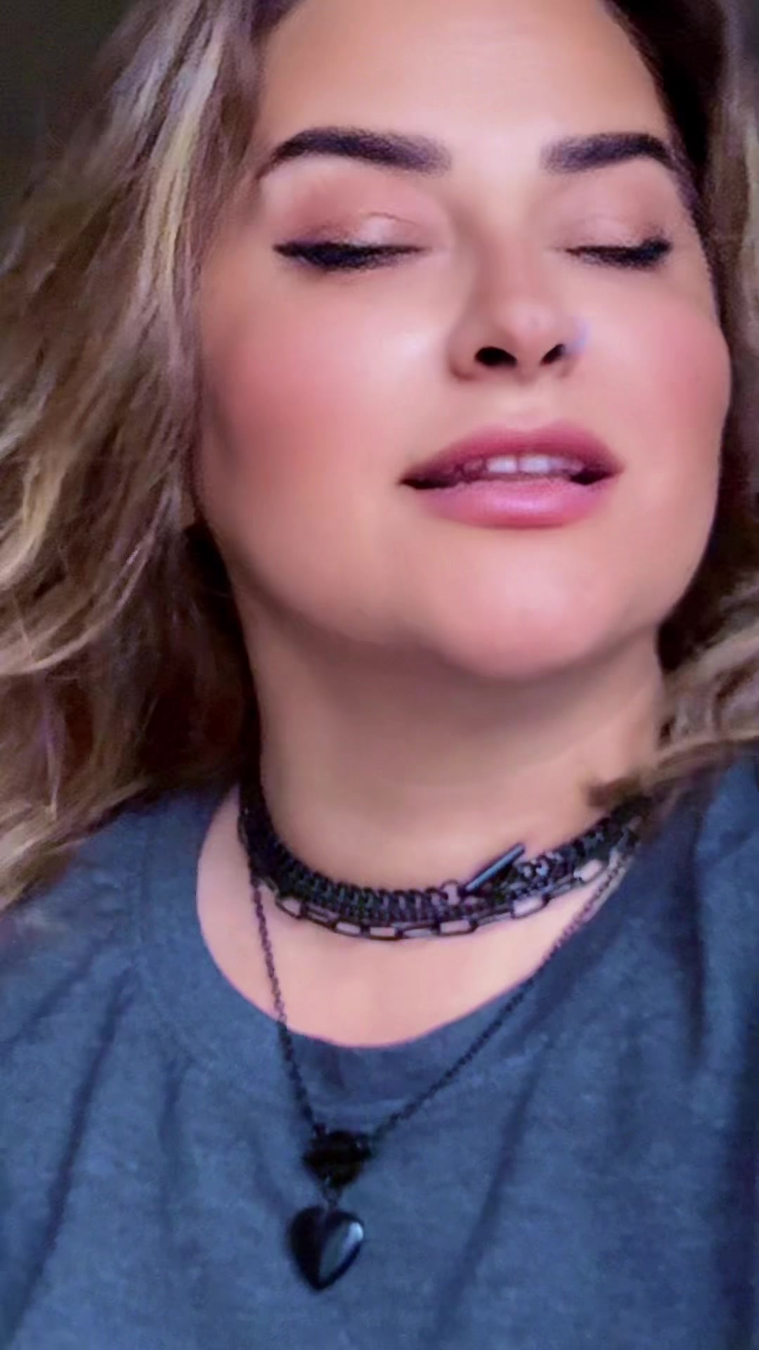 @Şarkılar konuşsun💎