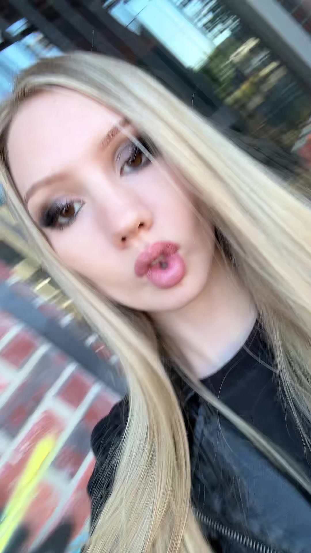 @😵