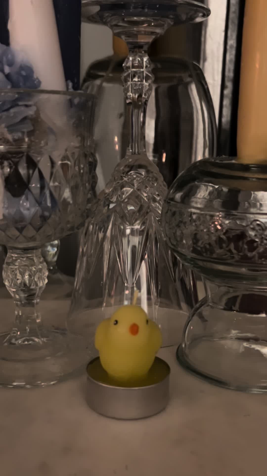 @candlecountess