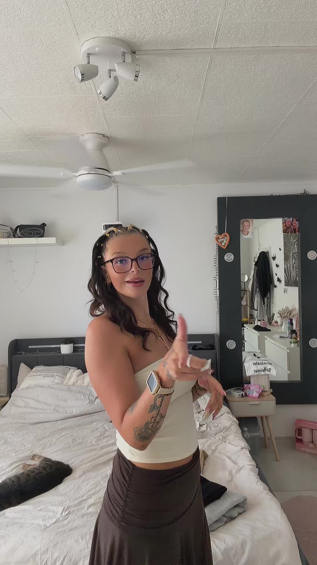 @Ayla