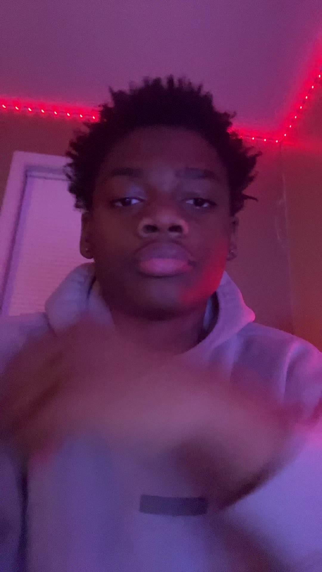 @Pluxg.jthe3