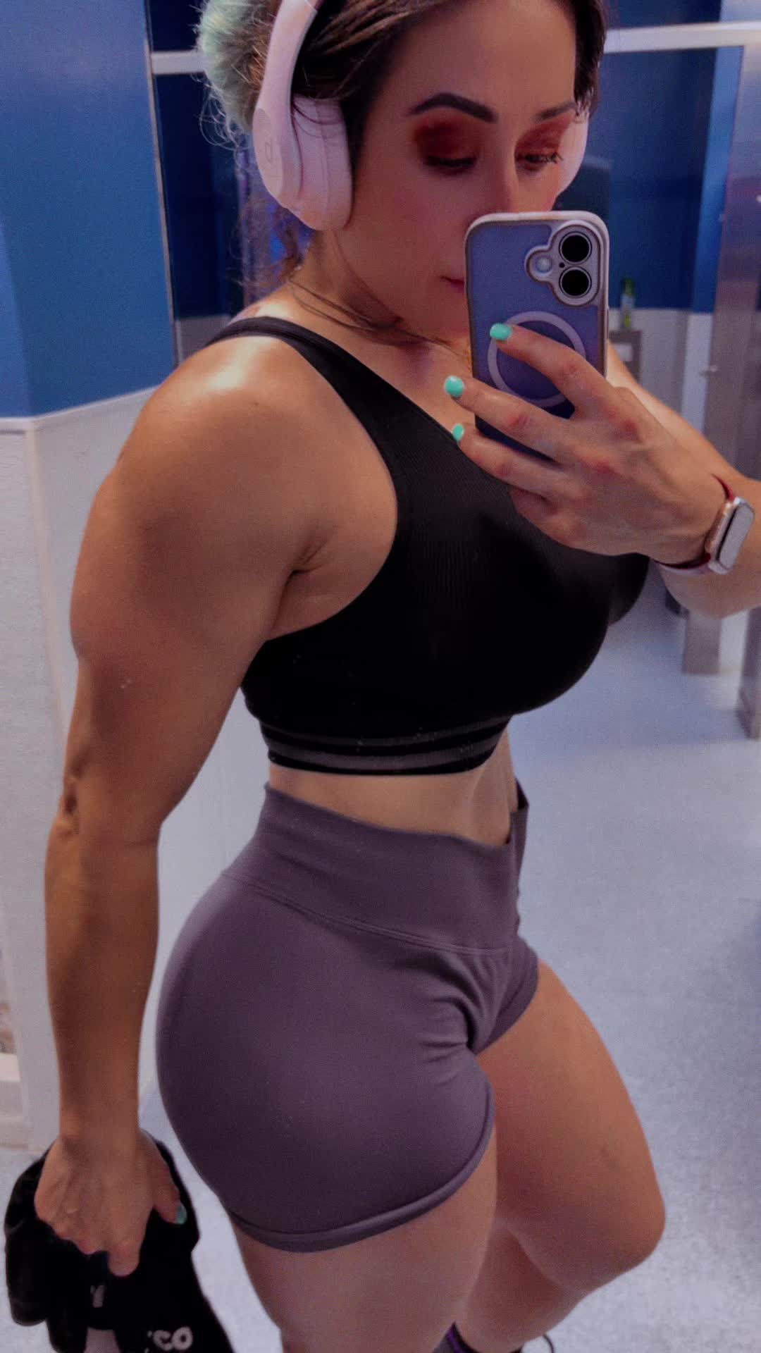 @MelissaMuscleMommy ✨