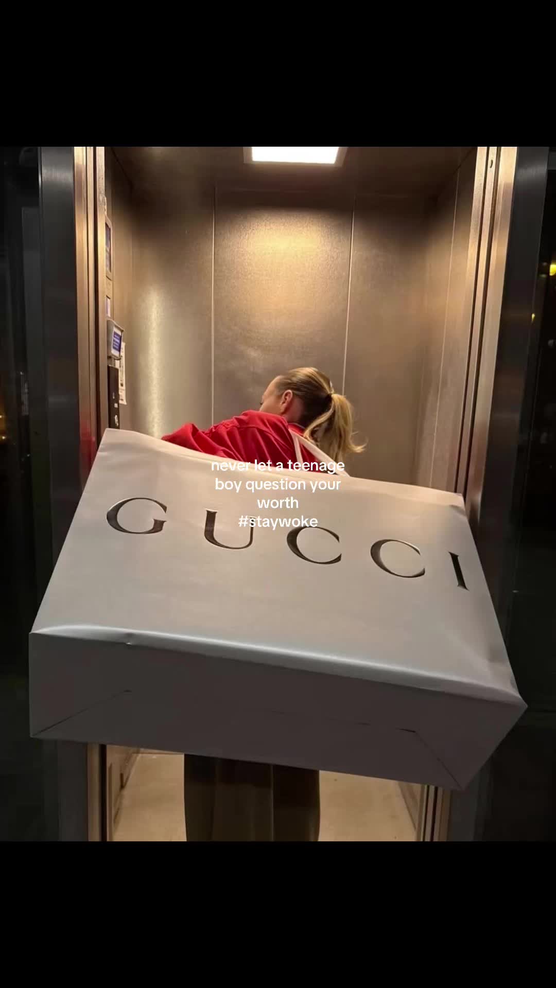 @Nina