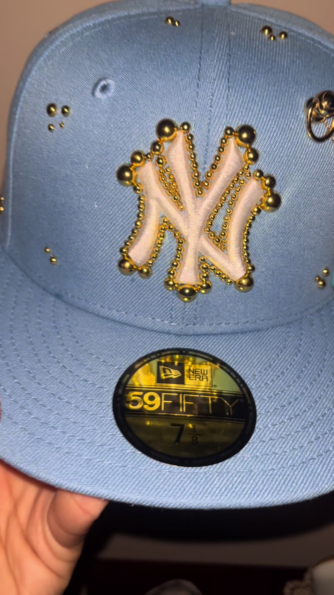 @mg_costumcap