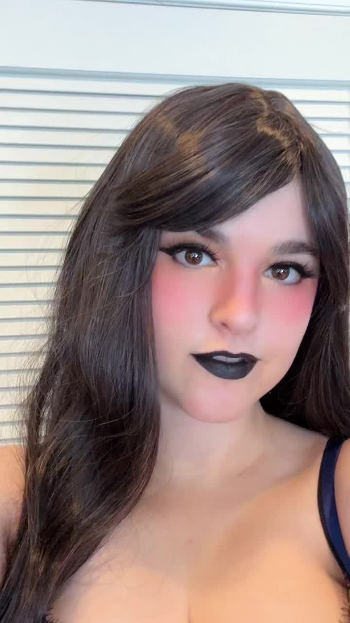 @sarawrcosplayy