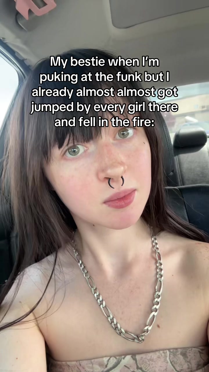 @chloe