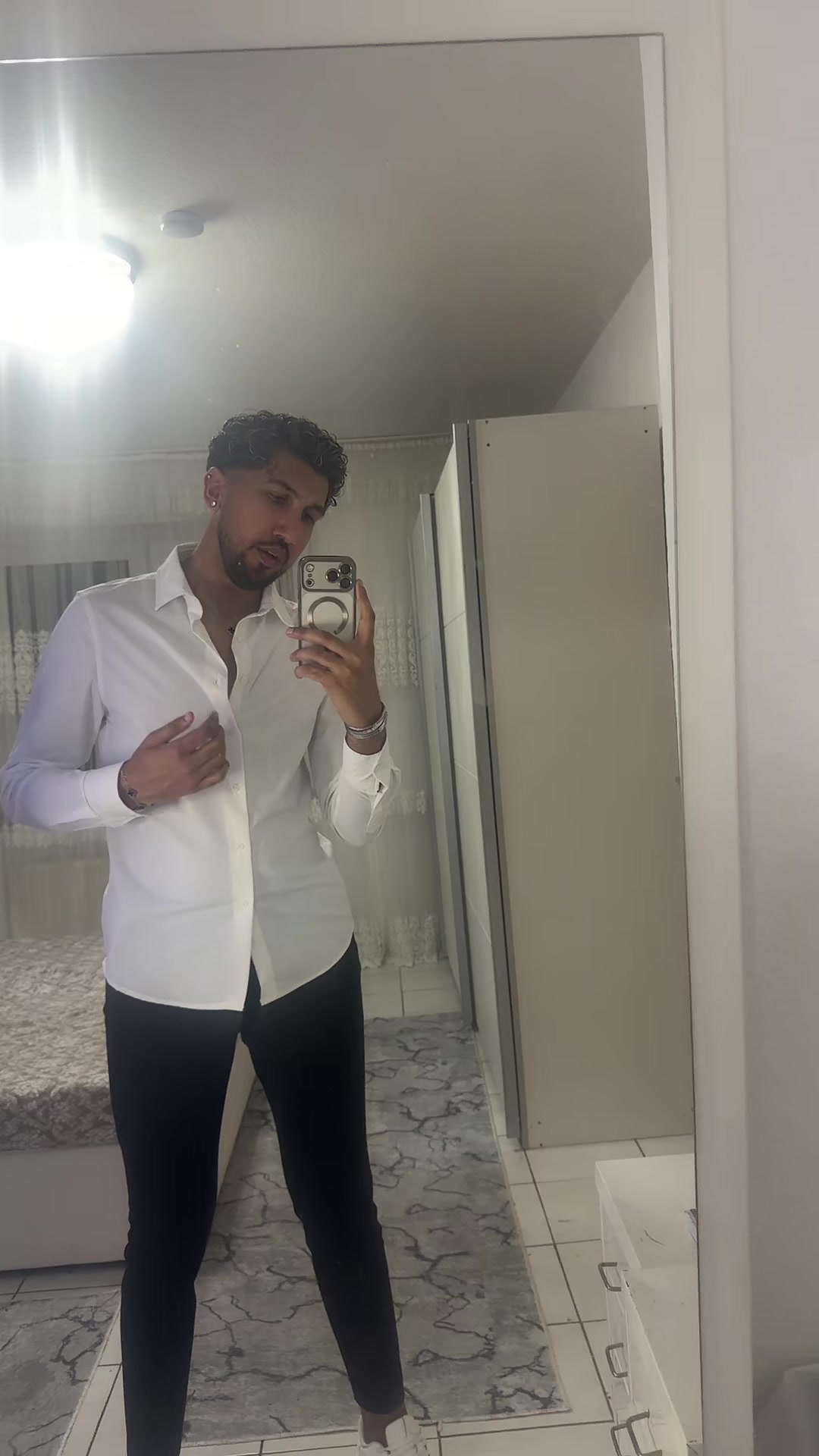 @𝐸mir Öz