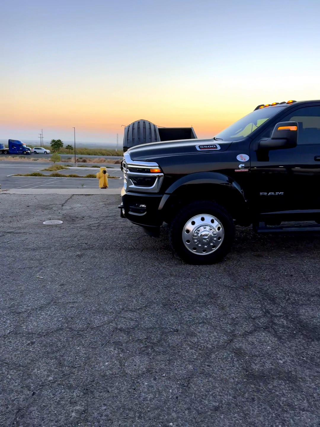 @Straight haulin