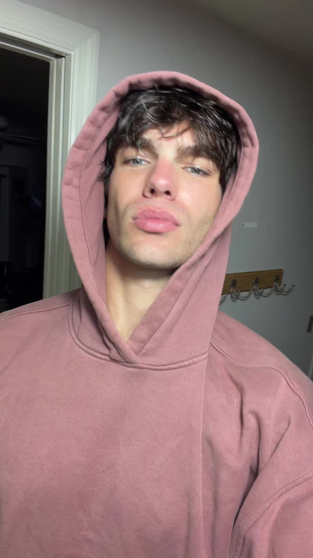 @drewmogs