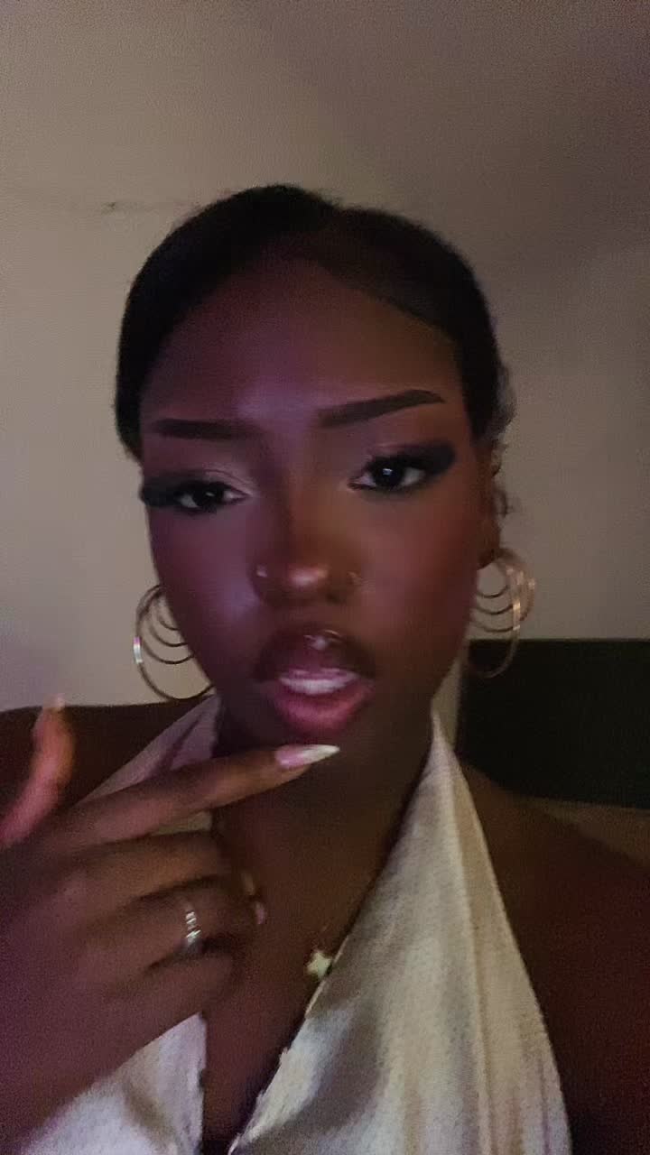 @q🍫