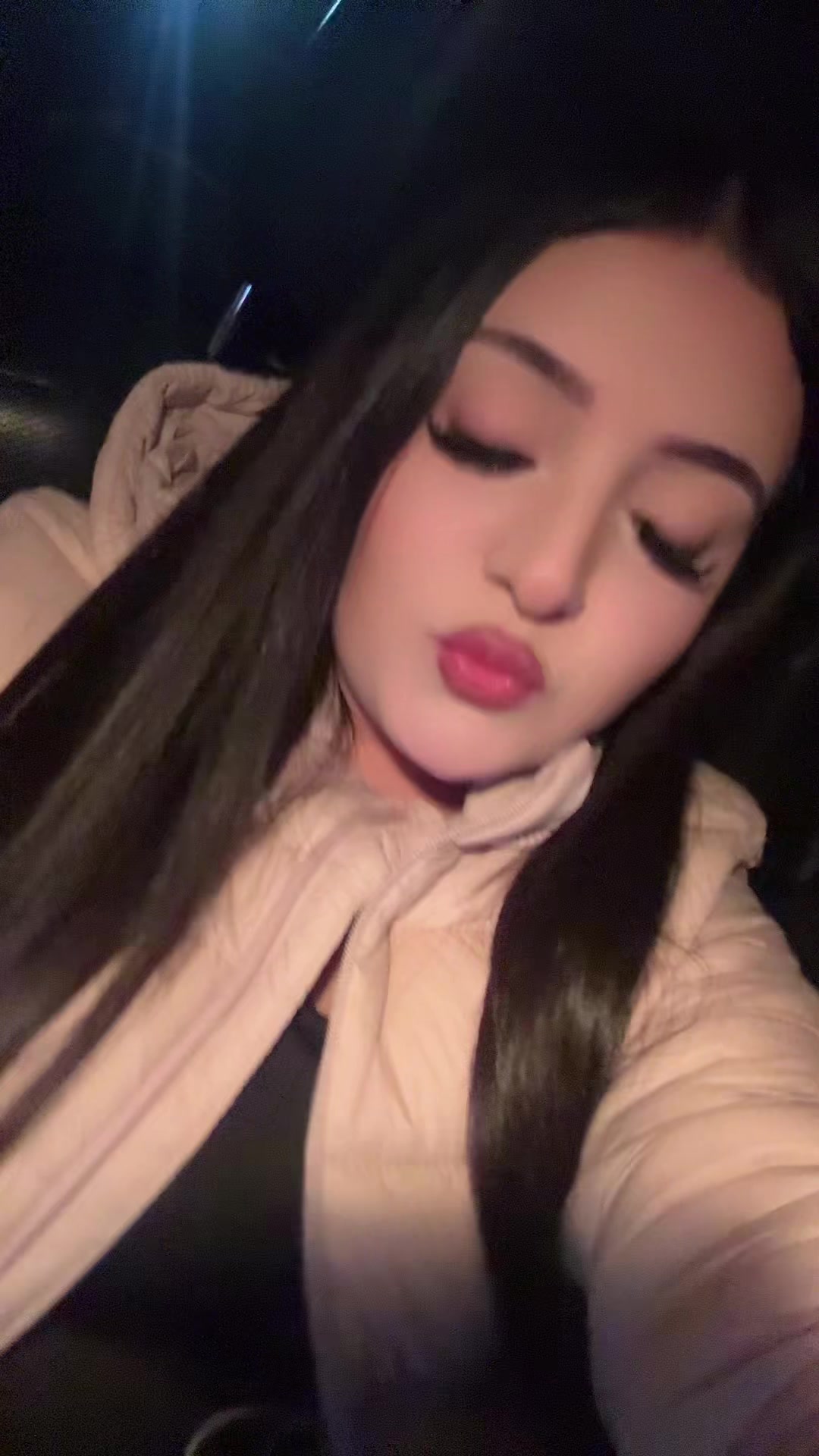 @angi3ee