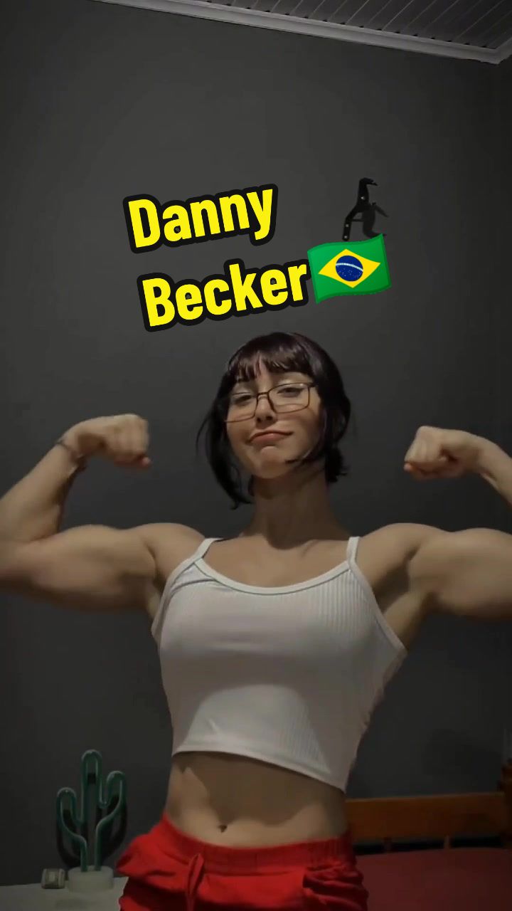 @Muscle Girls Empire