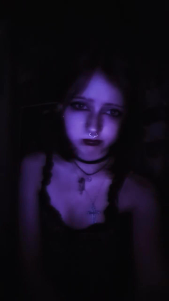 @Laura~𝕤𝕥𝕒𝕪-𝕤𝕙𝕠𝕥𝕥𝕚𝕖✯