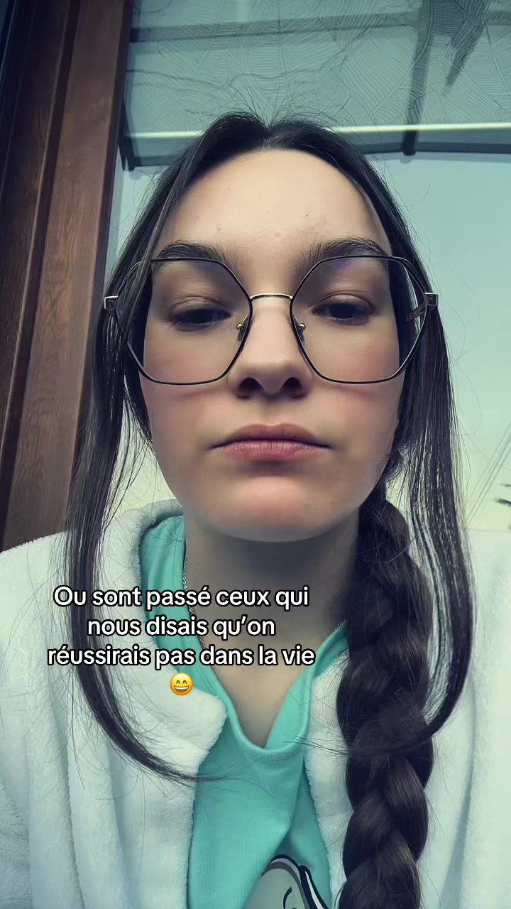 @Clem.🌺
