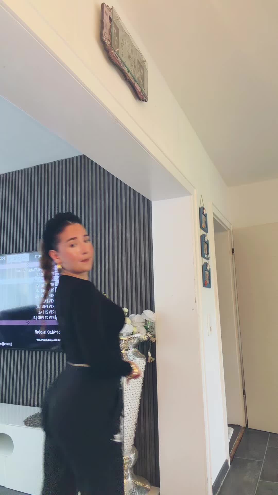 @Elo🩷