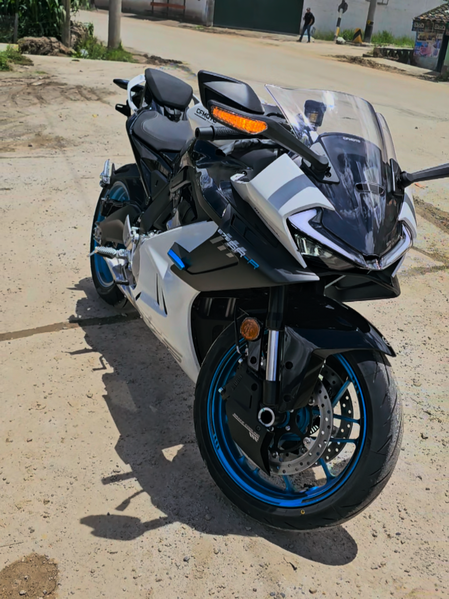 @𝑫𝒂𝒗𝒊𝒅_𝒃𝒊𝒌𝒆𝒓_𝒓𝒓➡️🏍