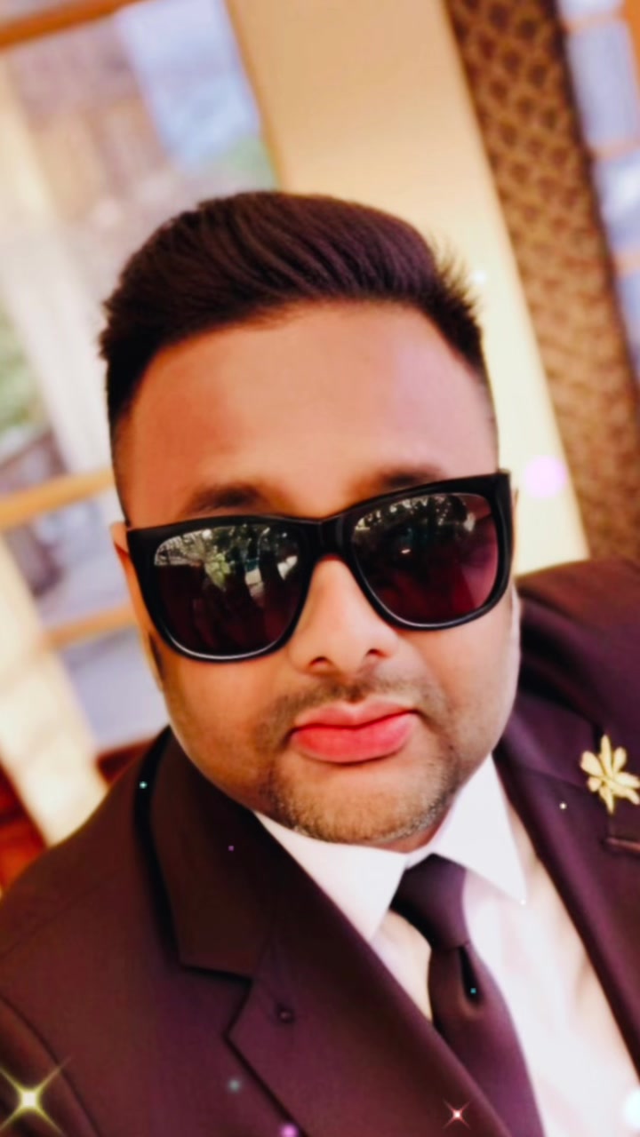 @Khurram 804 UK 🇬🇧 🇵🇰