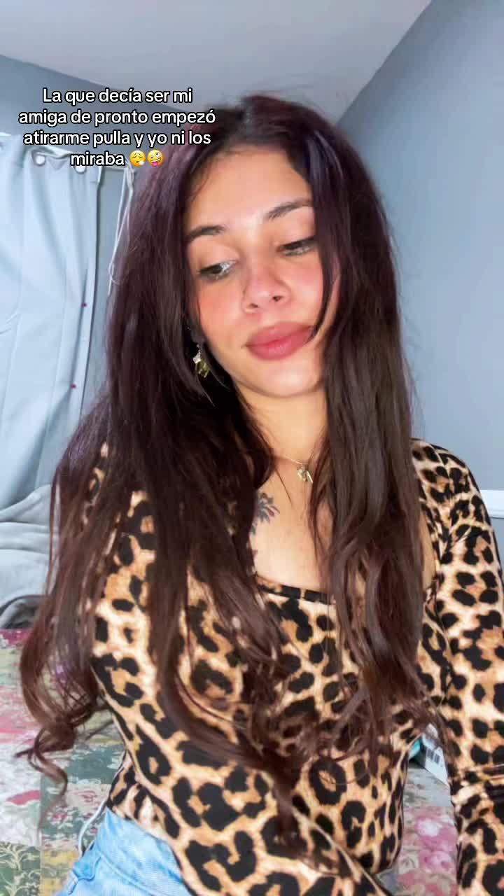 @Elisa🦋