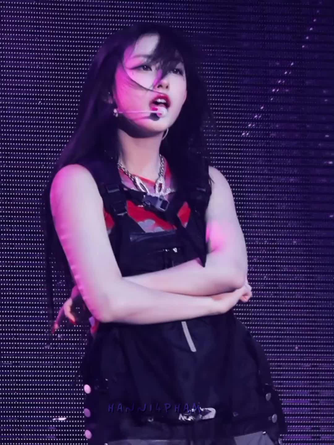@flo⁵ ᡣ𐭩