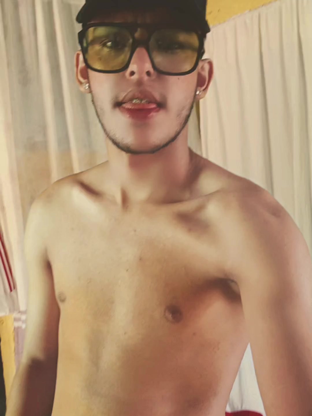 @Alejandro