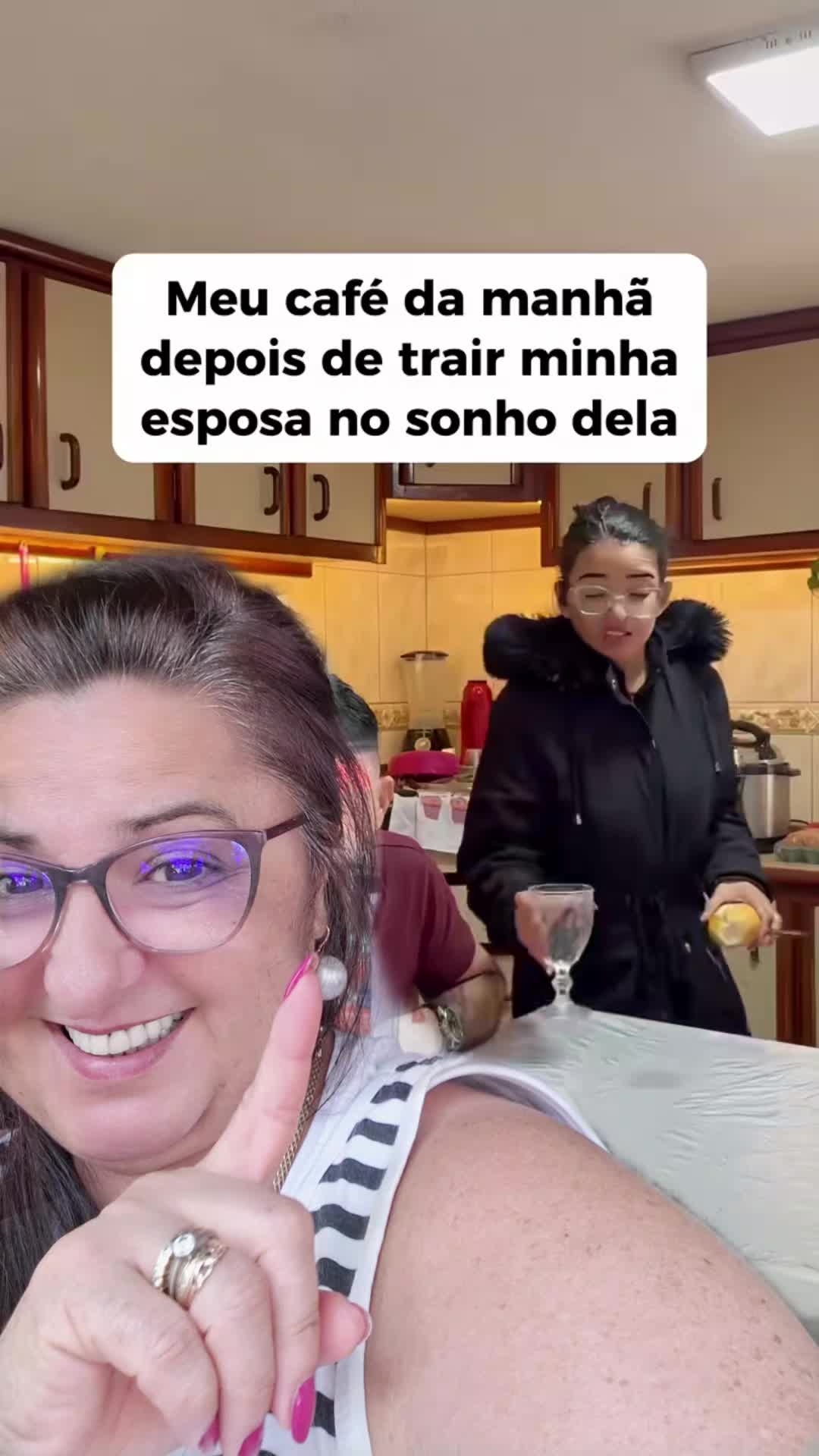 @Cristina Manole