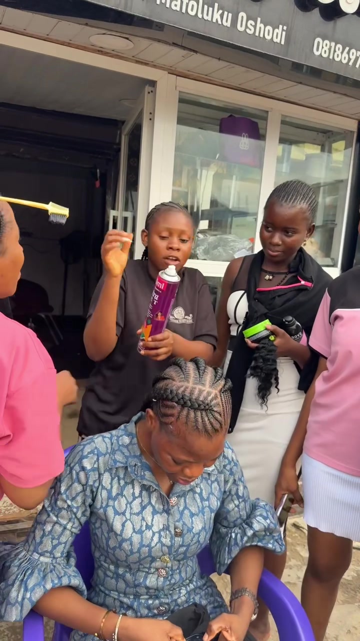 @Hairstylist in oshodi mainland