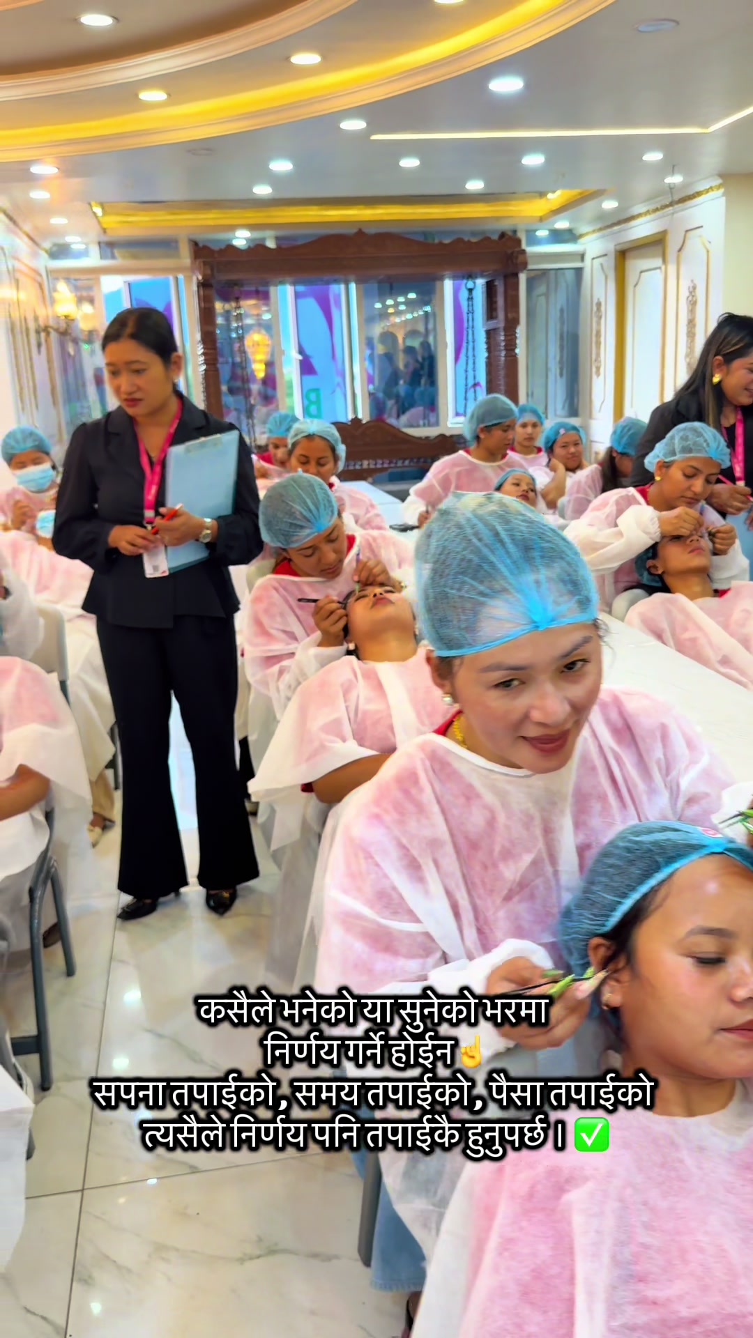 @ZOOM BEAUTY ACADEMY