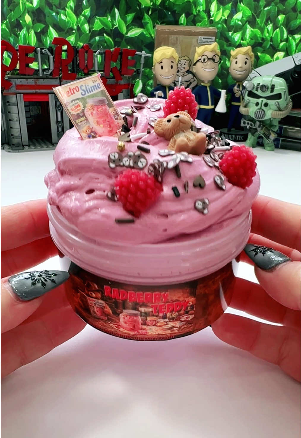 @Retro Slime Co