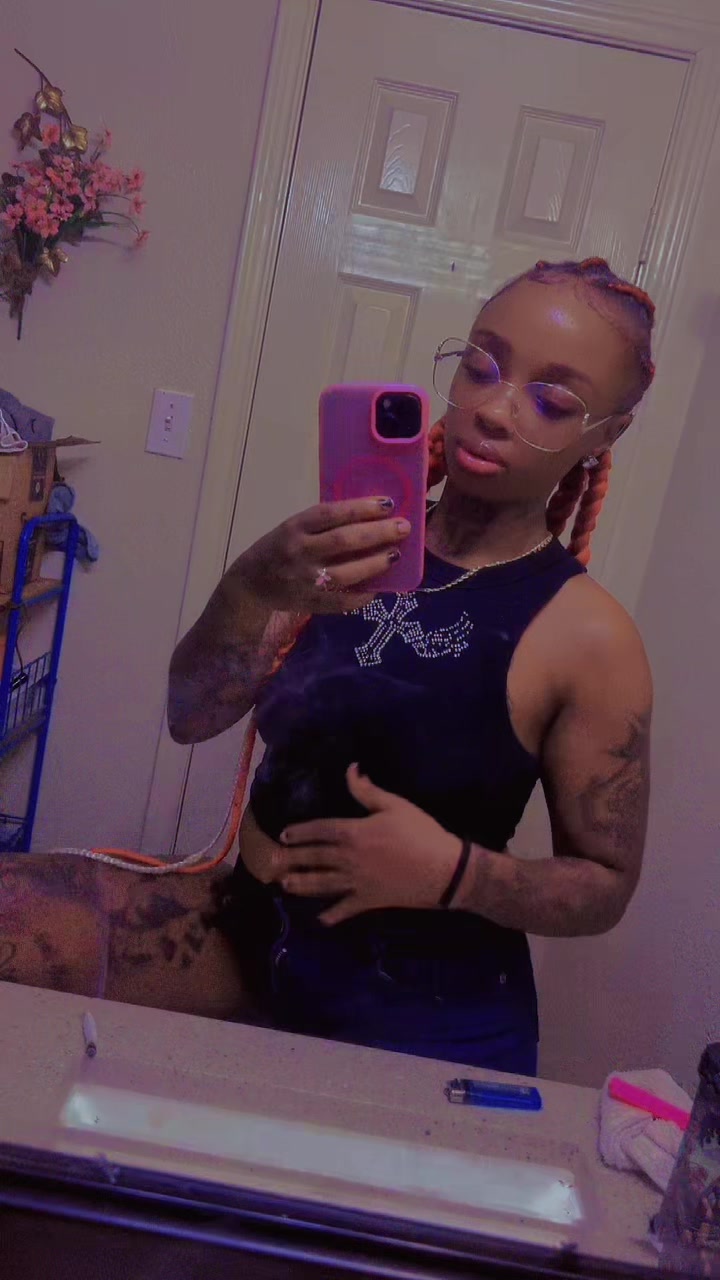 @PR3TTYFACE_DEE